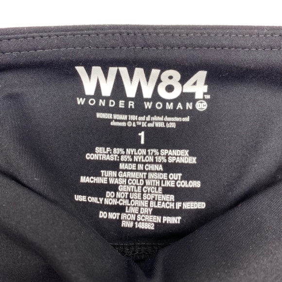 Torrid Women's Wonder Woman Crop Active Legging Size 1X - Picture 10 of 10